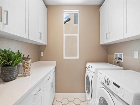 183 Sawbuck , Irvine, CA