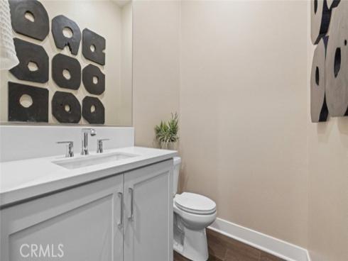 183 Sawbuck , Irvine, CA