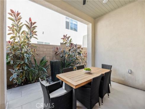 122 Scale , Irvine, CA