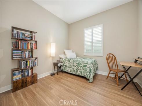 122 Scale , Irvine, CA