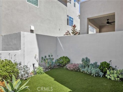 122 Scale , Irvine, CA