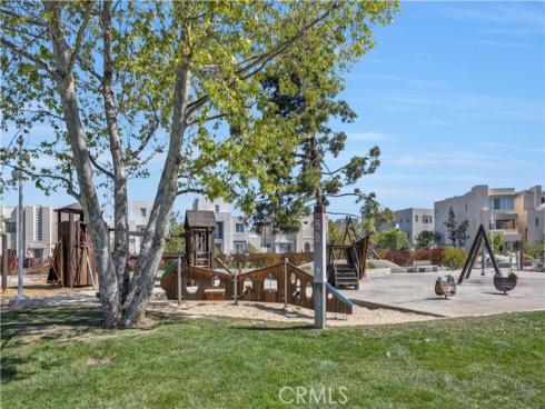 122 Scale , Irvine, CA