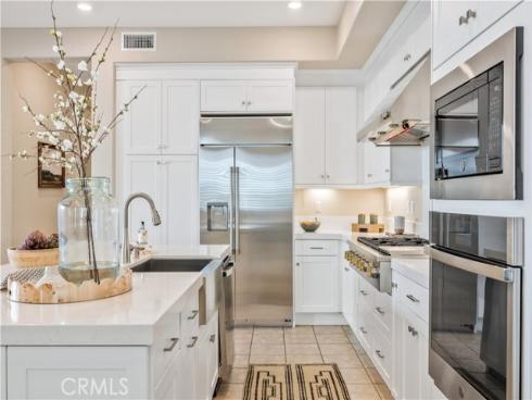 122 Scale , Irvine, CA