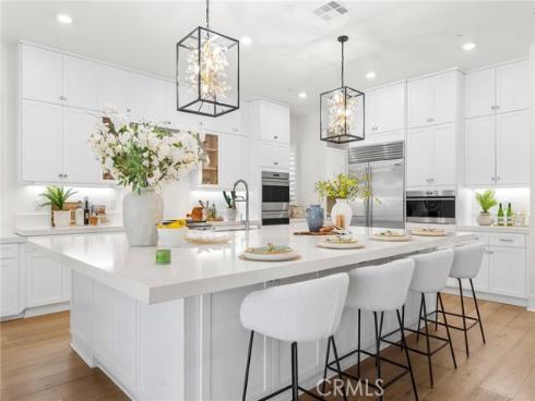 110  Pixel  , Irvine, CA