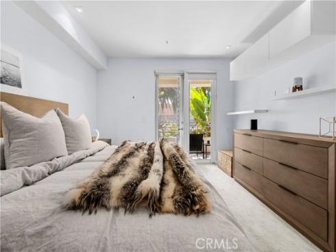 2233 Martin 212 , Irvine, CA