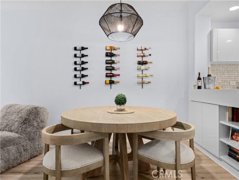 2233 Martin 212 , Irvine, CA