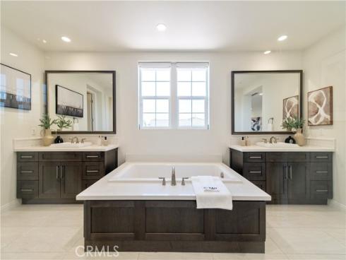 124 Cruiser , Irvine, CA