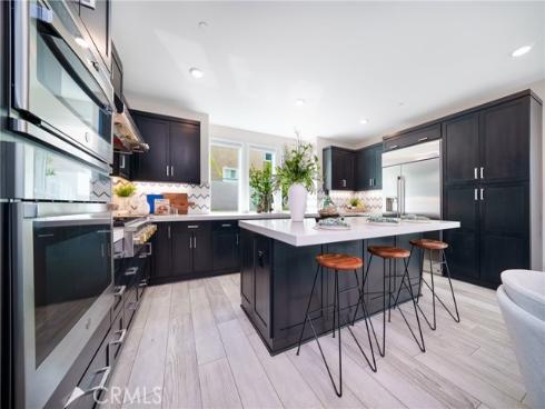 130 Chorus , Irvine, CA