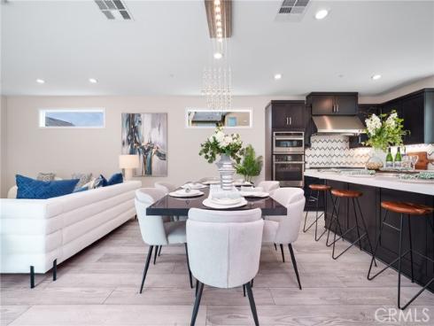 130 Chorus , Irvine, CA