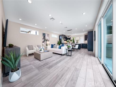 130 Chorus , Irvine, CA