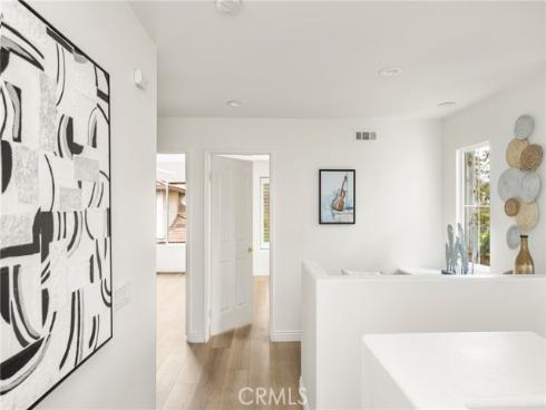 97 Sapphire 39 , Irvine, CA