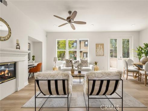 97 Sapphire 39 , Irvine, CA