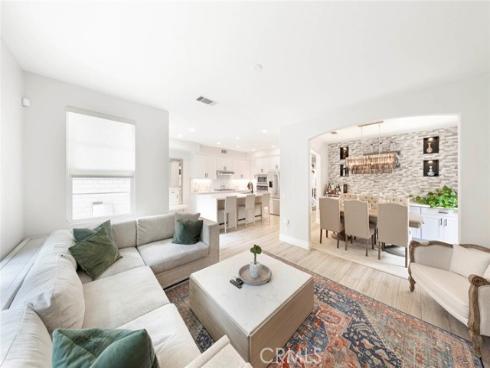 6 Teardrop , Irvine, CA