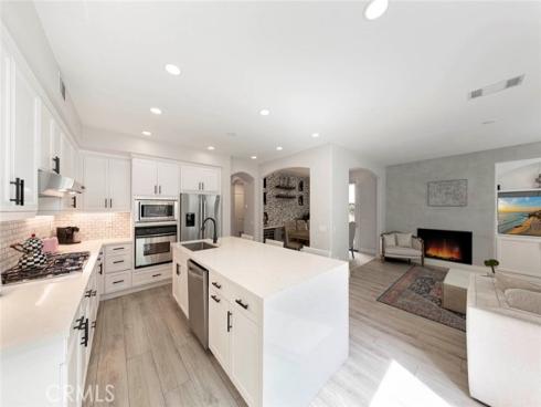 6 Teardrop , Irvine, CA