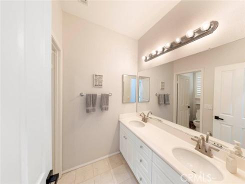 6 Teardrop , Irvine, CA