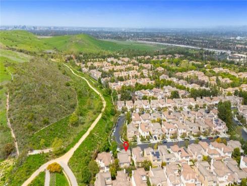 6 Teardrop , Irvine, CA