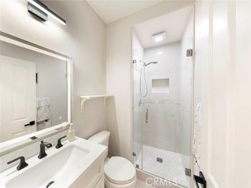 6 Teardrop , Irvine, CA