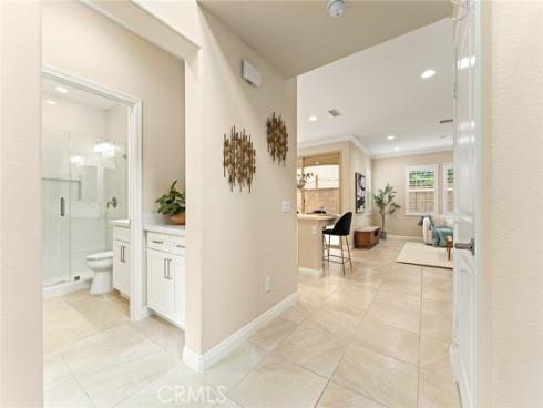 126 Yellow Pine , Irvine, CA