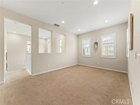 126 Yellow Pine , Irvine, CA