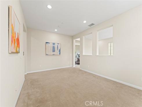 126 Yellow Pine , Irvine, CA