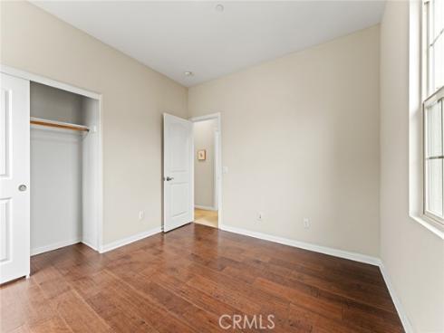 126 Yellow Pine , Irvine, CA