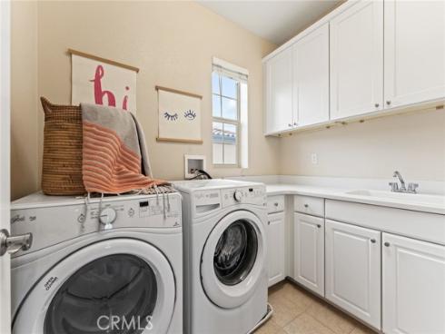 126 Yellow Pine , Irvine, CA