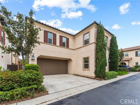 126 Yellow Pine , Irvine, CA