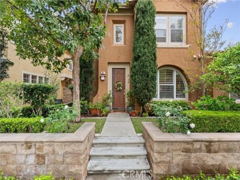 34 Apple Valley , Irvine, CA