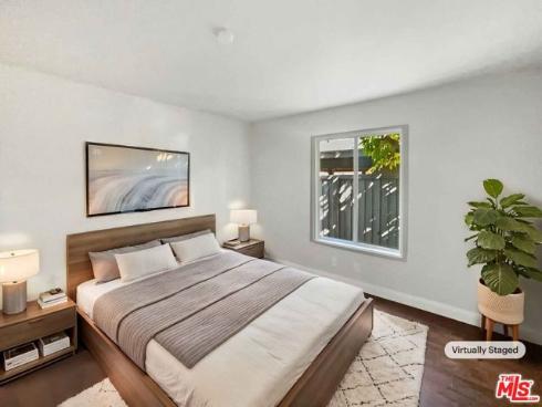 99 Streamwood , Irvine, CA