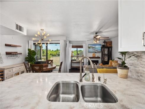 7112 Apricot 7112 Drive, Irvine, CA