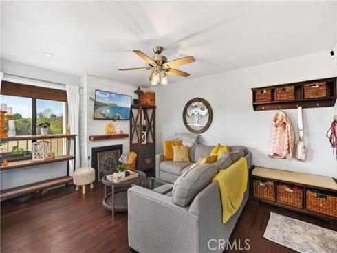 7112 Apricot 7112 Drive, Irvine, CA