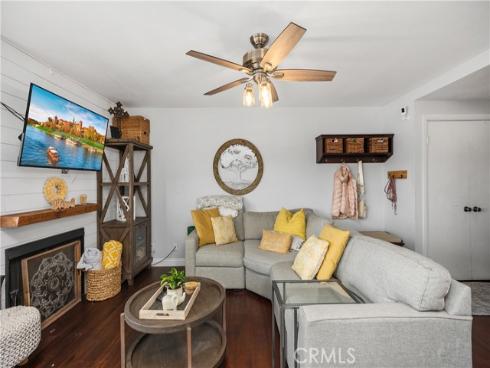 7112 Apricot 7112 Drive, Irvine, CA