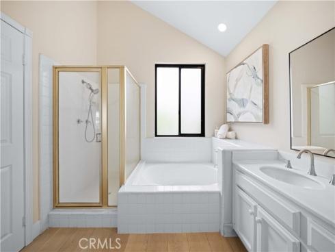 20 Chenile , Irvine, CA