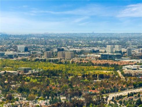 20  Chenile  , Irvine, CA