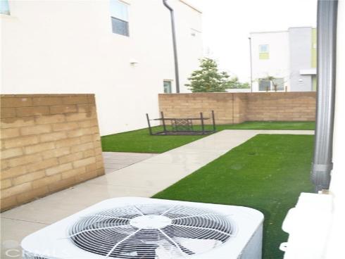 137 Terrapin , Irvine, CA