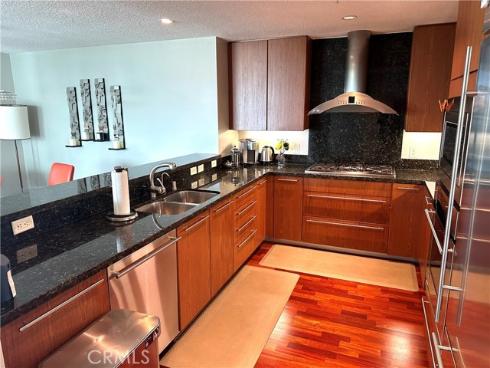 3131  Michelson  1003 , Irvine, CA