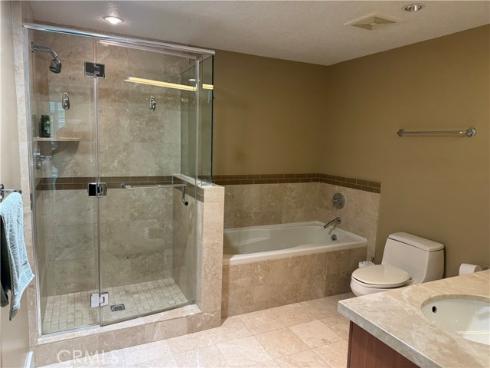 3131  Michelson  1003 , Irvine, CA