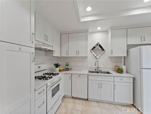 581 Springbrook , Irvine, CA