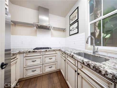 62 Mapleton , Irvine, CA