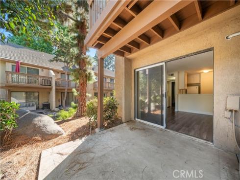 208 Orange Blossom 24 , Irvine, CA