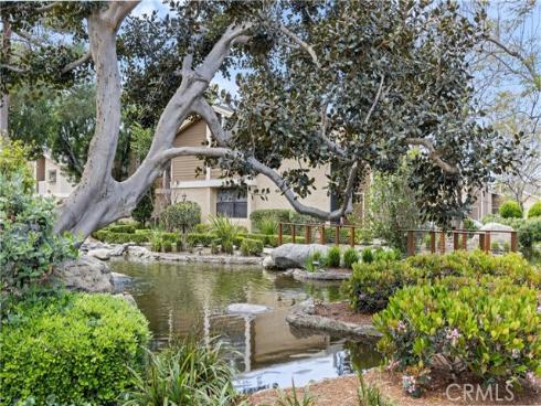 163 Pineview , Irvine, CA