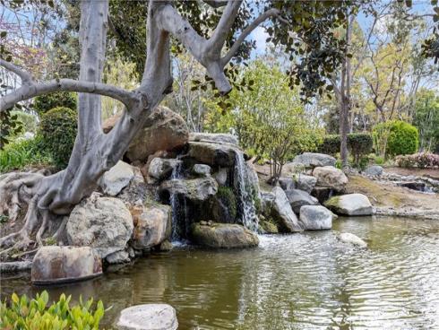 163 Pineview , Irvine, CA