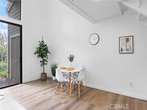 163 Pineview , Irvine, CA