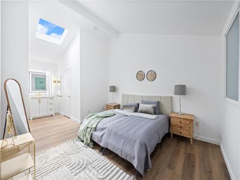 163 Pineview , Irvine, CA