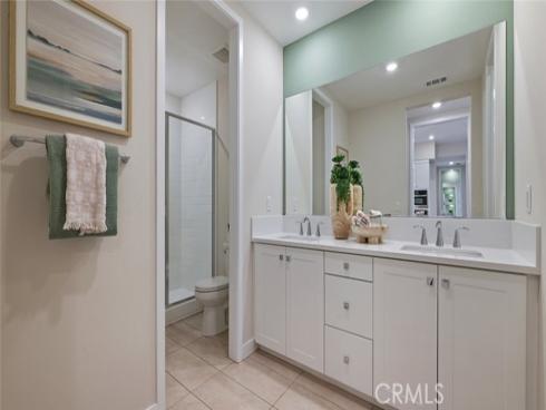 445 Mulligan , Irvine, CA