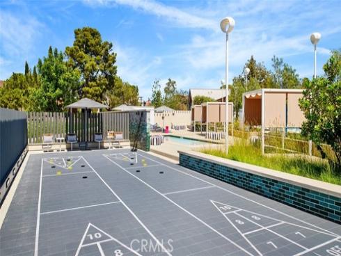 445 Mulligan , Irvine, CA