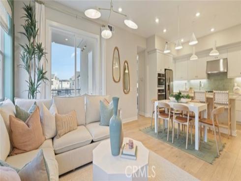 445 Mulligan , Irvine, CA