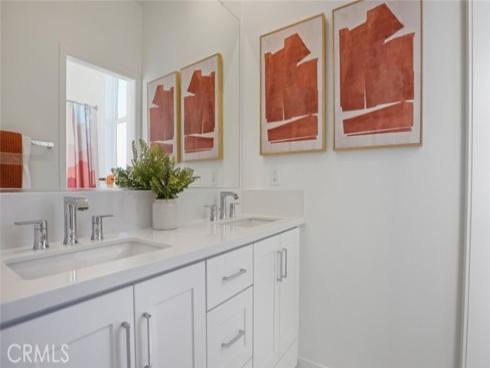 236 Knot , Irvine, CA