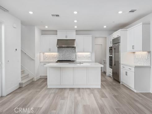 120 Zawn , Irvine, CA