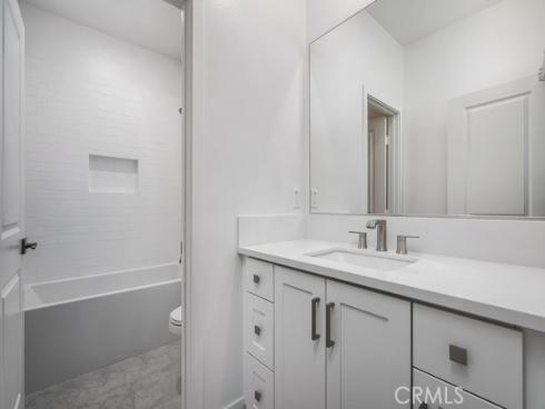 120 Zawn , Irvine, CA